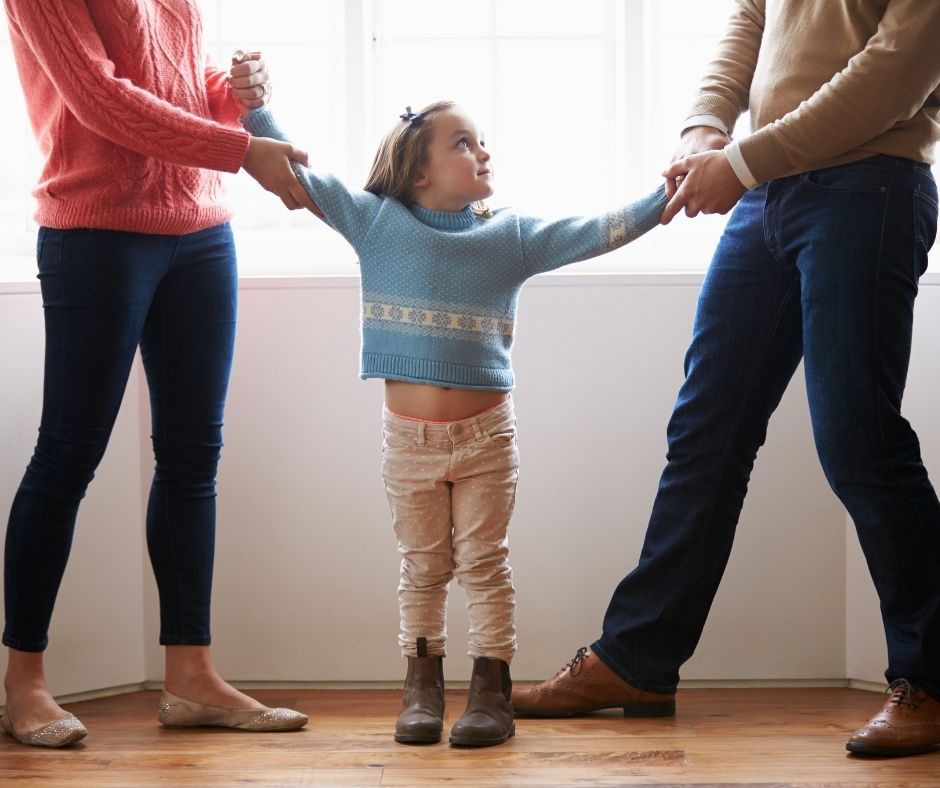 Due genitori litigano per la figlia